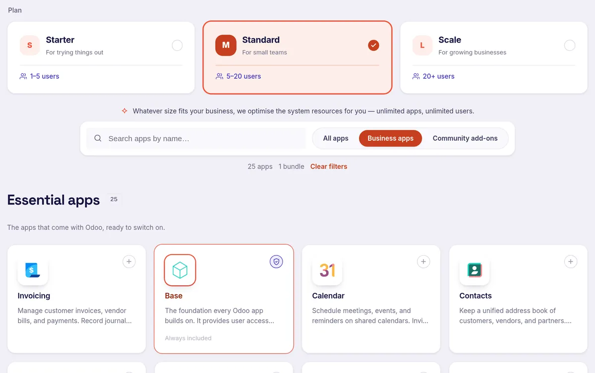 voslo cloud panel: Starter, Standard, and Scale plans with the application catalog